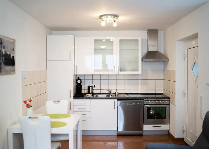 1 Eg Lägenhet Ratingen