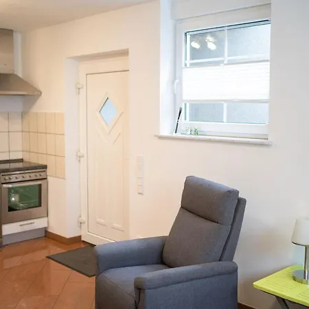 Διαμέρισμα 1 Eg *